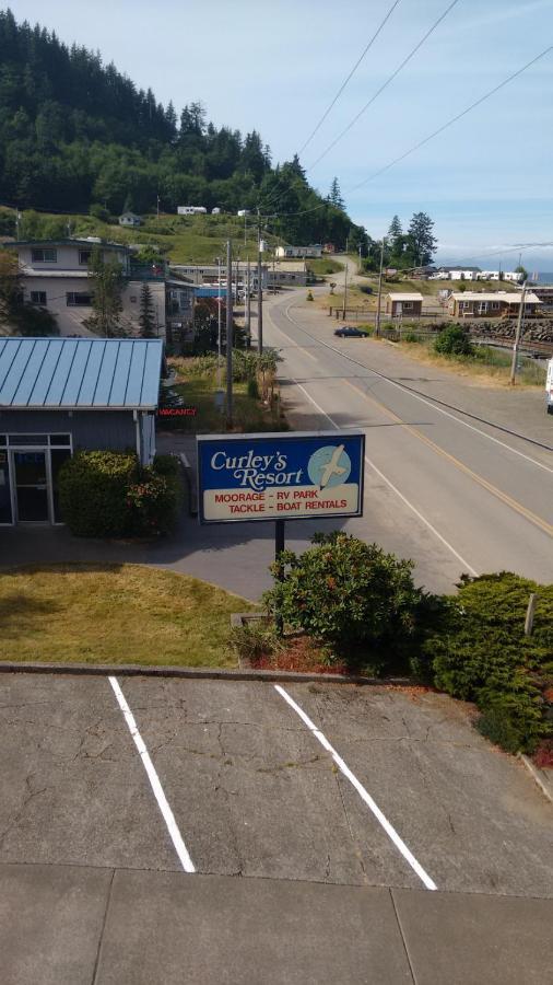 Curley'S Resort & Dive Center Sekiu Extérieur photo
