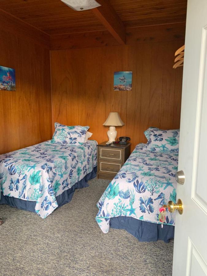 Curley'S Resort & Dive Center Sekiu Extérieur photo